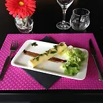 Hotel Logis Hotel-restaurant Les Glycines Arles-sur-Tech