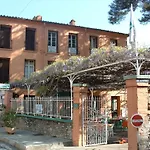 Logis Hotel-restaurant Les Glycines Hotel