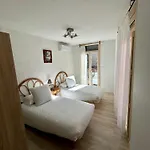 Logis Hotel-restaurant Les Glycines 3*
