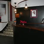 Logis Hotel-restaurant Les Glycines Arles-sur-Tech