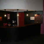 Logis Hotel-restaurant Les Glycines Hotel 3*