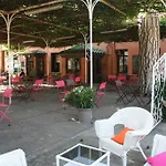 Logis Hotel-restaurant Les Glycines Hotel