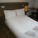 Logis Hotel-restaurant Les Glycines Hotel Arles-sur-Tech