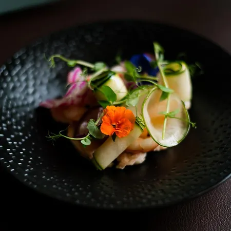 Logis Hotel-restaurant Les Glycines 泰克河畔阿尔莱
