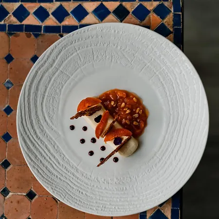 Logis Hotel-restaurant Les Glycines
